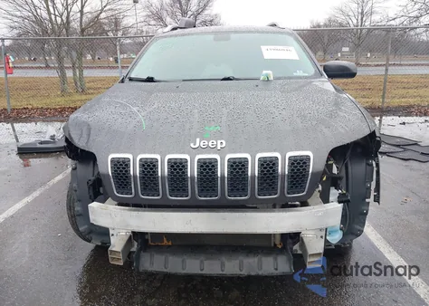 2019 Jeep Cherokee Latitude Plus 4X4 from USA, damaged, VIN 1C4PJMLB6KD139626